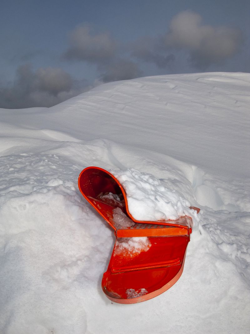 © Natalie Behring - A mailbox has been damaged by a snow plough in Driggs, Idaho