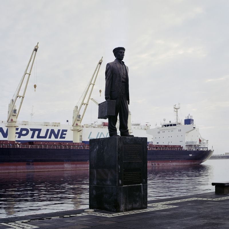 © Alexandra Serrano - Statue erected in memory of the Spanish Republican exile. Fiscal Pier, Port of Veracruz, June 2023