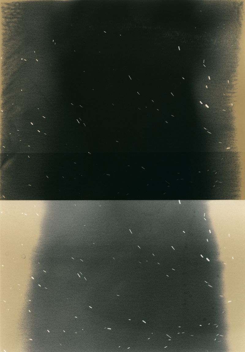 © Deanna Pizzitelli - Embers, I, 2020, 25.9 x 19.8 cm, Toned Silver Gelatin Print © Deanna Pizzitelli / Courtesy of Stephen Bulger Gallery