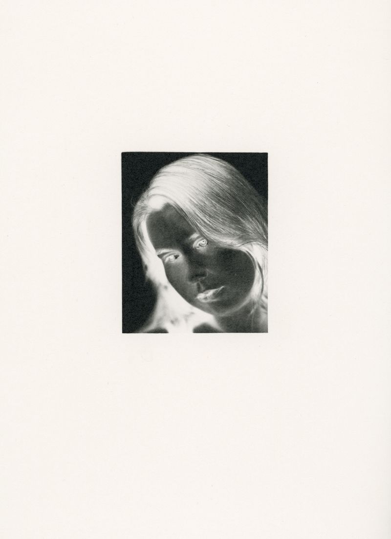 © Deanna Pizzitelli - Portrait, II, 2019, Toned Silver Gelatin Print © Deanna Pizzitelli / Courtesy of Stephen Bulger Gallery