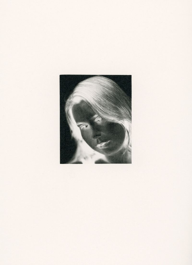 © Deanna Pizzitelli - Portrait, II, 2019, Toned Silver Gelatin Print © Deanna Pizzitelli / Courtesy of Stephen Bulger Gallery