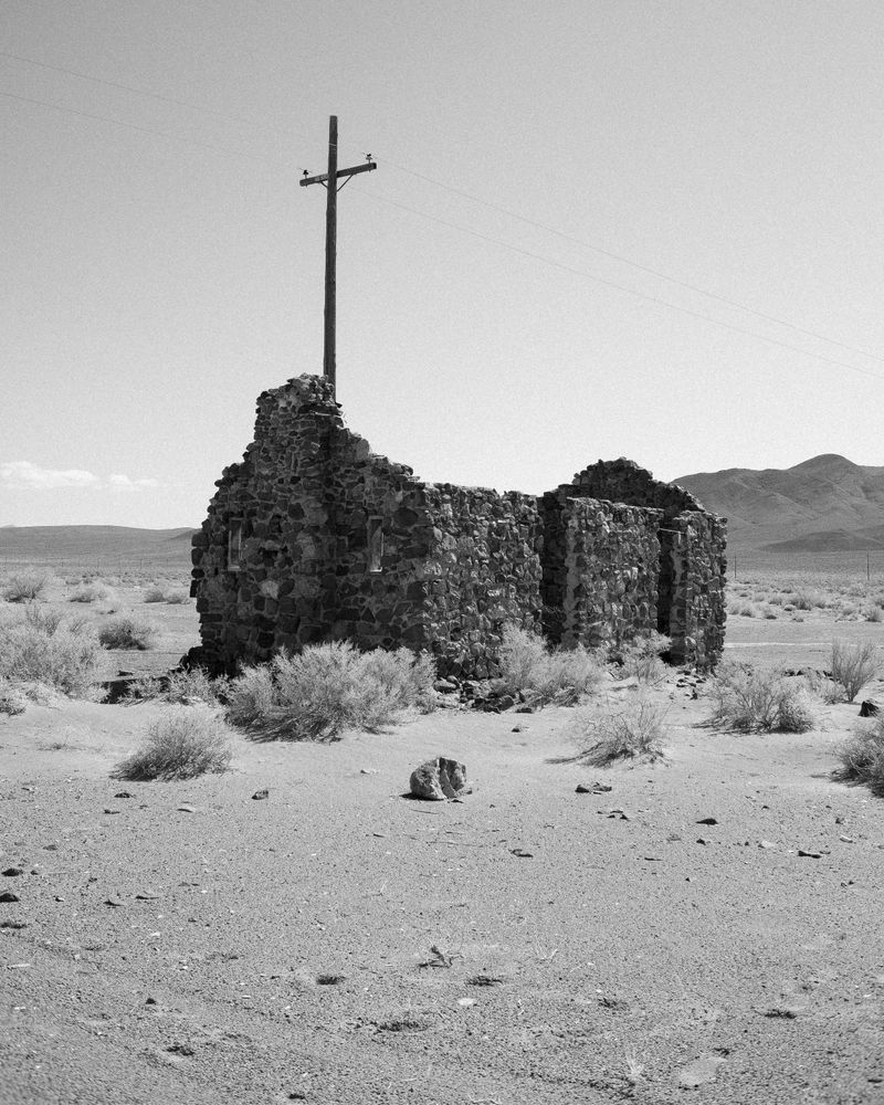 © Phoenix Kanada - Opposing Powers