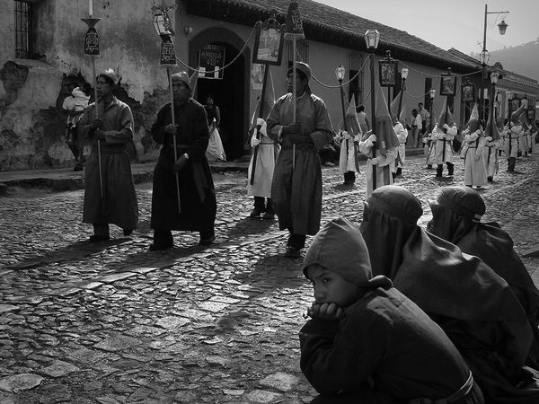 © Javier Shirley - Image from the Antigua: Rituals and Daily Life photography project