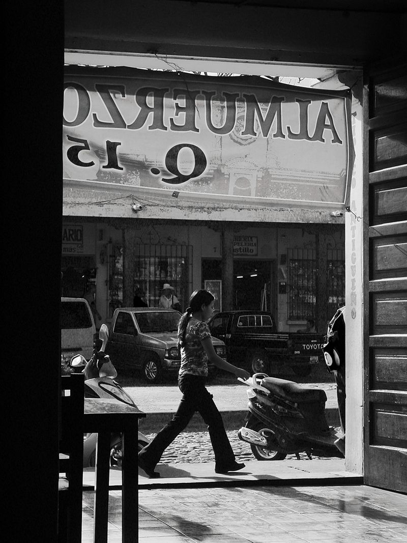 © Javier Shirley - Image from the Antigua: Rituals and Daily Life photography project