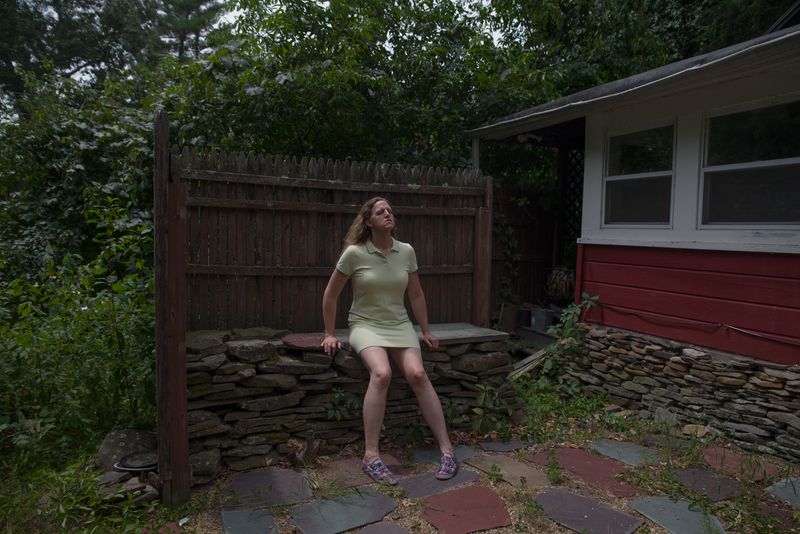 © Jennifer  Loeber - Lorelei, in the backyard / 2016