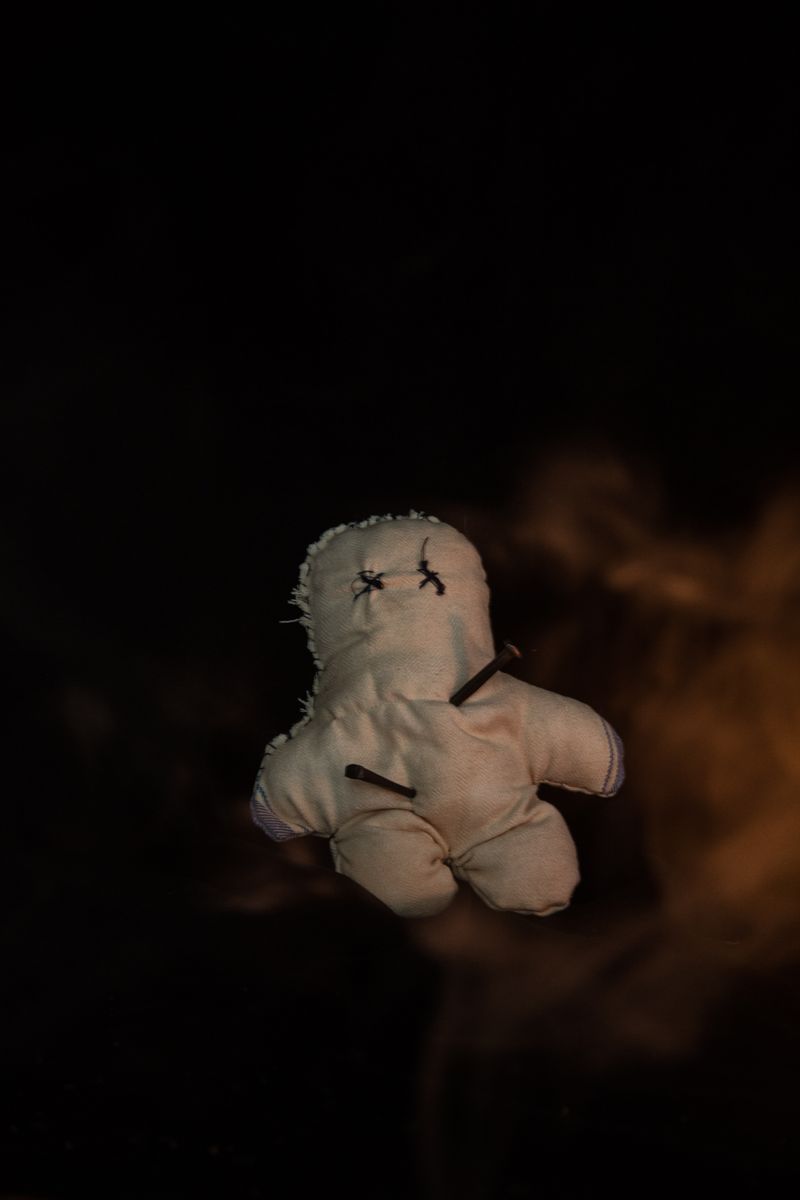 © Jennifer  Loeber - Image from the VERHEXEN photography project