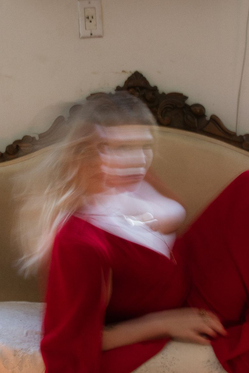 © Jennifer  Loeber - Image from the VERHEXEN photography project