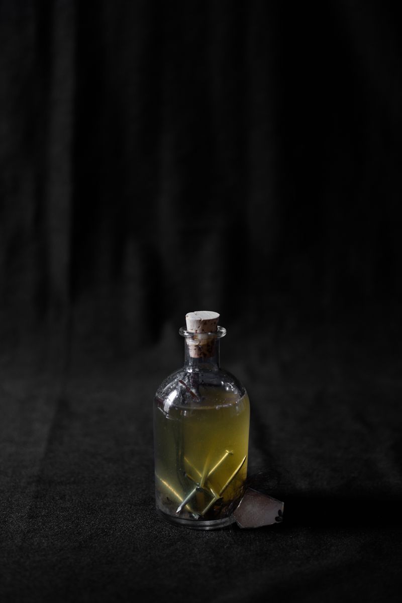 © Jennifer  Loeber - Image from the VERHEXEN photography project