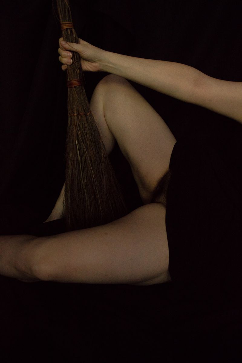 © Jennifer  Loeber - Image from the VERHEXEN photography project