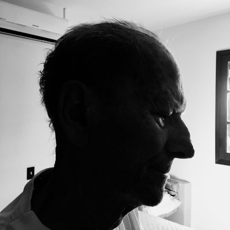 © Celante - Image from the Esmoressências (faded essences) photography project