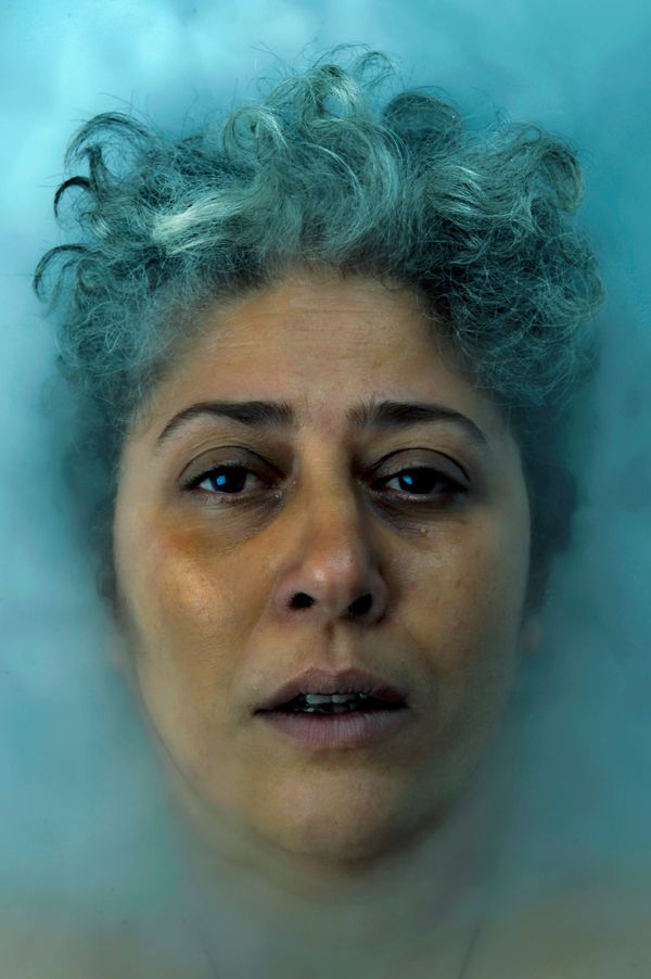 © Celante - Image from the Women in colors - (IMPERMANENT MASKS) photography project