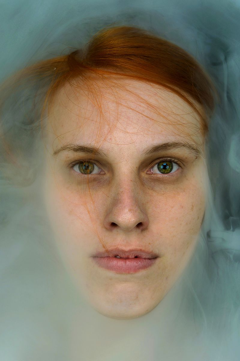 © Celante - Image from the Women in colors - (IMPERMANENT MASKS) photography project