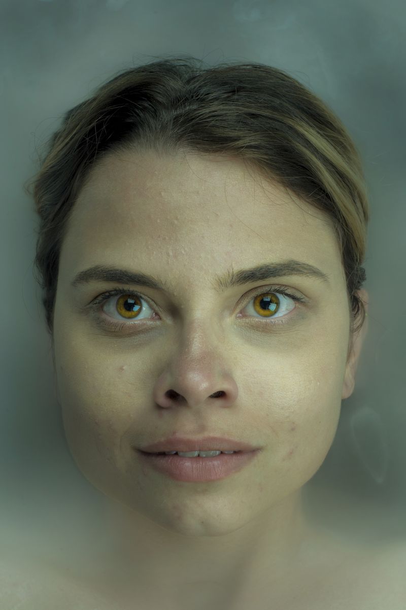 © Celante - Image from the Women in colors - (IMPERMANENT MASKS) photography project