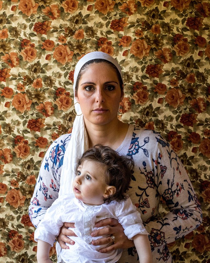 © Kovi Konowiecki - Image from the Bei Mir Bistu Shein photography project