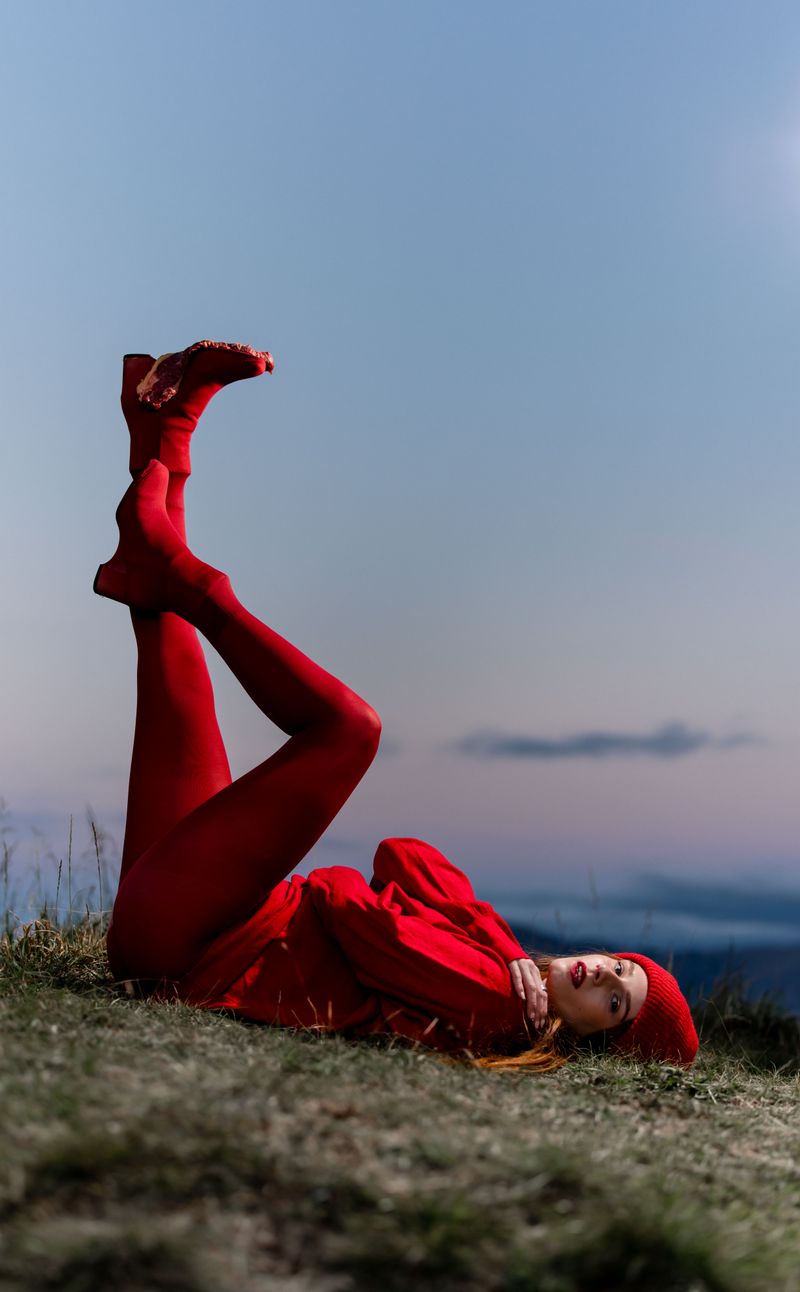 © Tory - Image from the The Luxury of Pain photography project