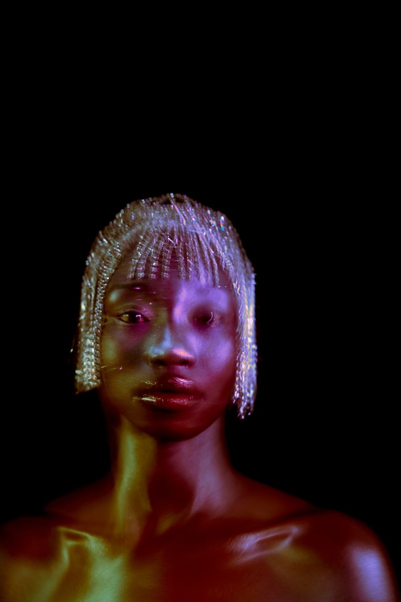 © Laura Knipsael - Image from the In a world where all silver is gold. photography project