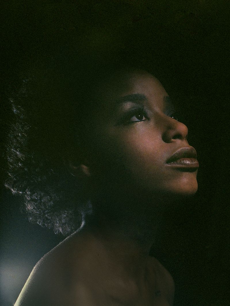 © Chloe Aftel - amaker