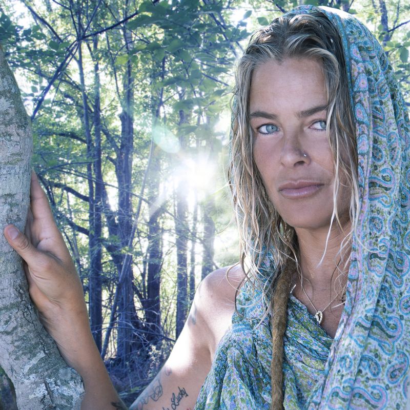 © bruna rotunno - Image from the Contemporary Madonna photography project