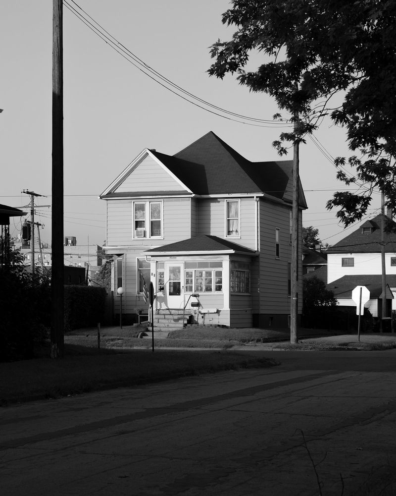 © Daniel Ribar - Image from the Zug Island photography project