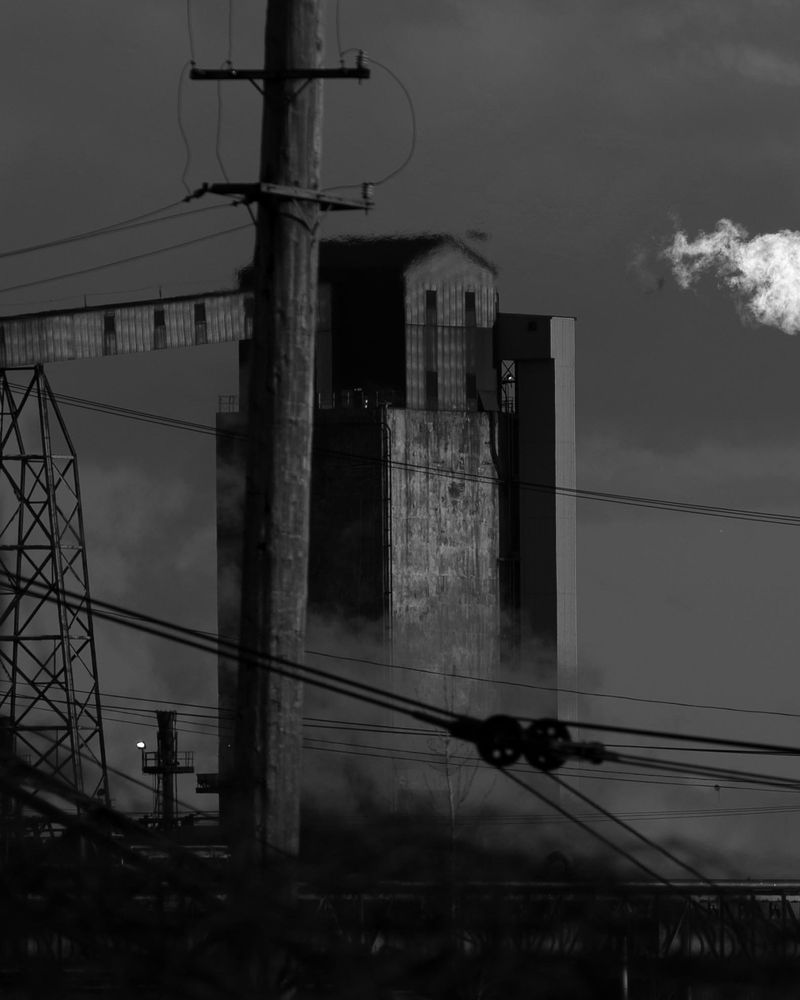 © Daniel Ribar - Image from the Zug Island photography project