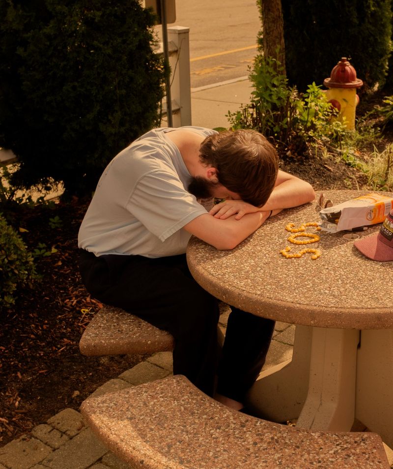 © Daniel Ribar - Image from the Violet photography project