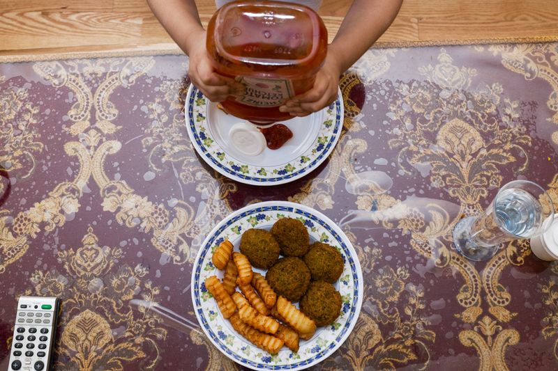 © Liz Sanders - Image from the Home is Where I'm Not photography project