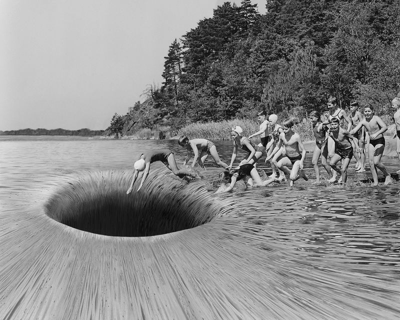 © Weronika Gesicka - Image from the Cliffhanger photography project