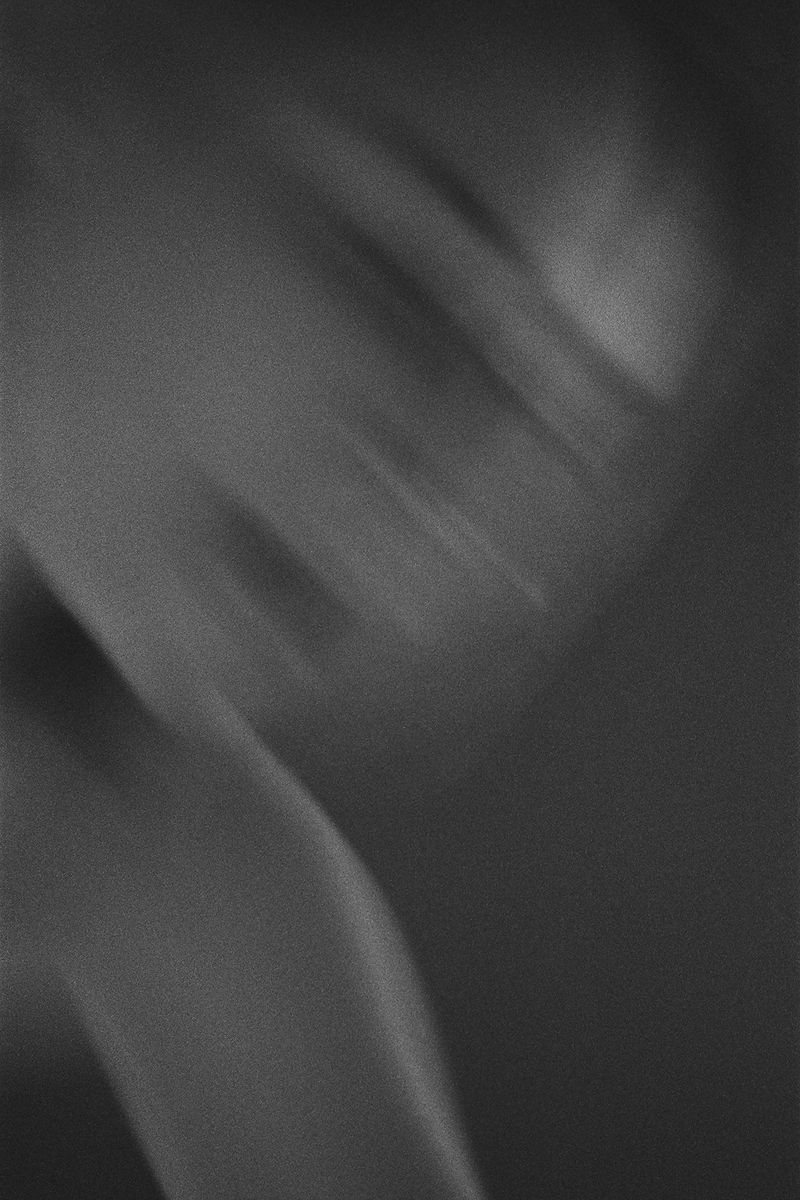 © Gabby Laurent - Image from the Falling photography project