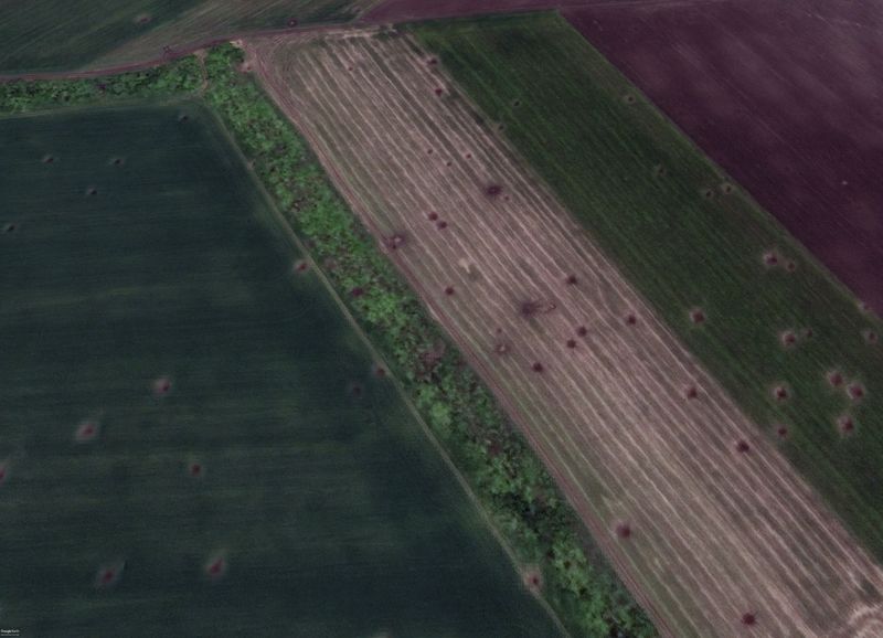 © Maryna Shtanko - Ecological layer: Destruction caused by the Russian war, Yakovlivka, Donetsk Oblast (Google Earth Pro).