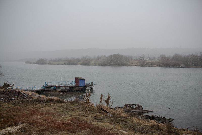 © Maurizio Gjivovich - Old customs crossing of Sorocao in Moldova at the Ukrainian border destroyed before 2020