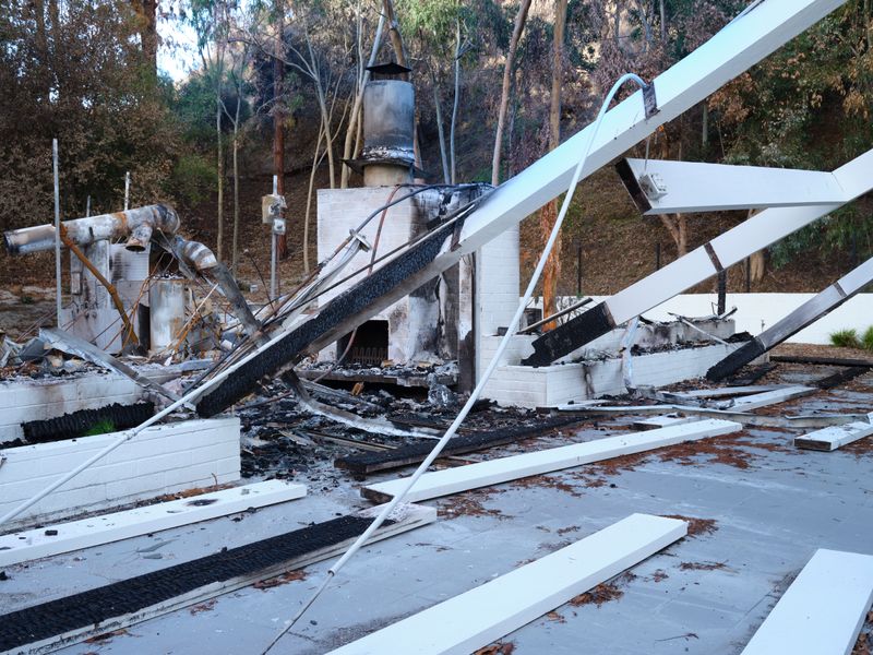 © marc trautmann - Image from the Ashes of Modernism photography project