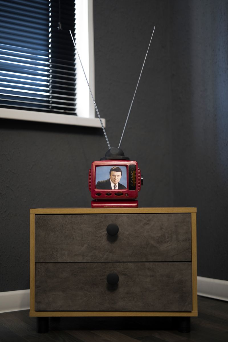 © Olga Manakova - Image from the IN SEARCH OF THE EIGHTH BUILDING photography project