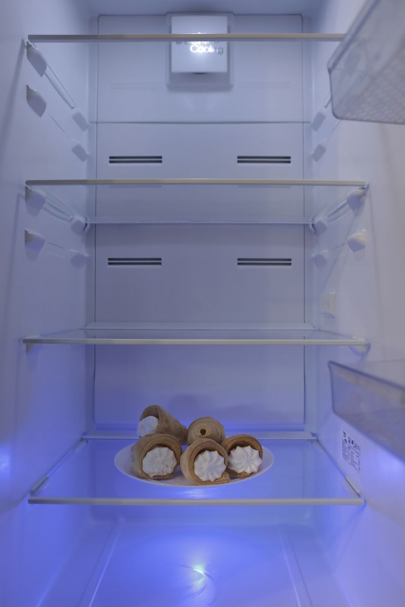 © Olga Manakova - Image from the IN SEARCH OF THE EIGHTH BUILDING photography project