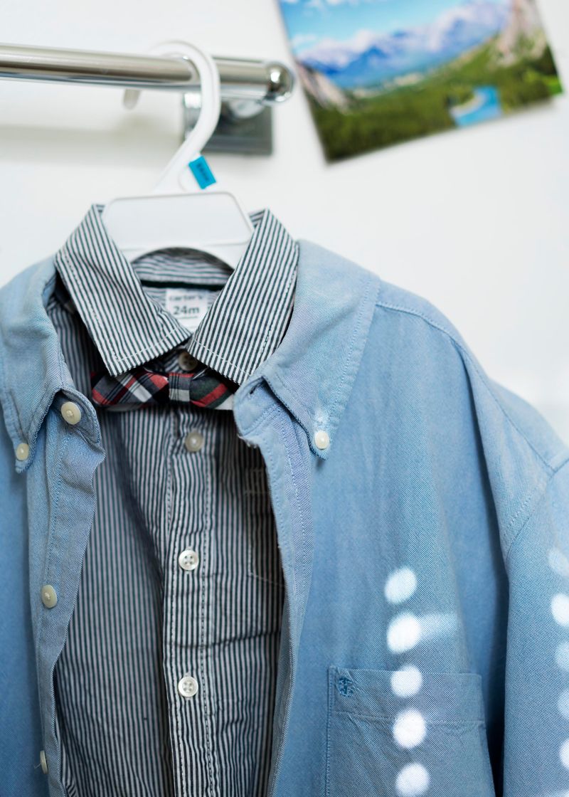 © Li Lin-Liang - 10_Two Shirts