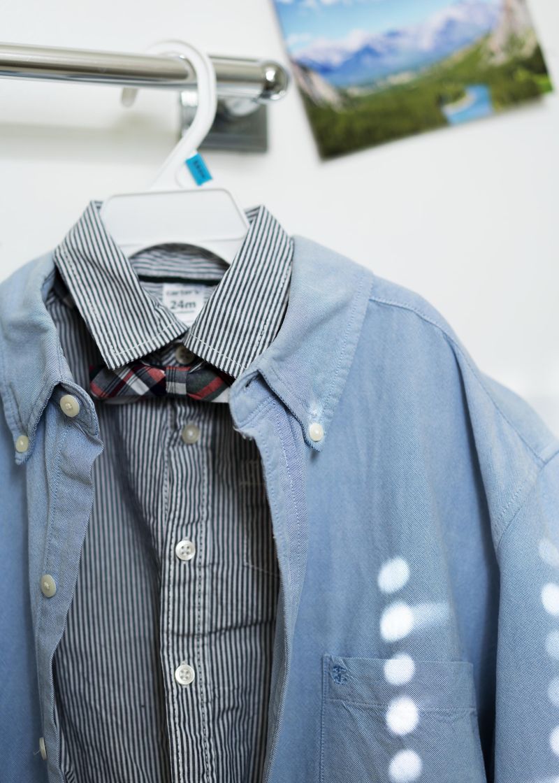 © Li Lin-Liang - 10_Two Shirts