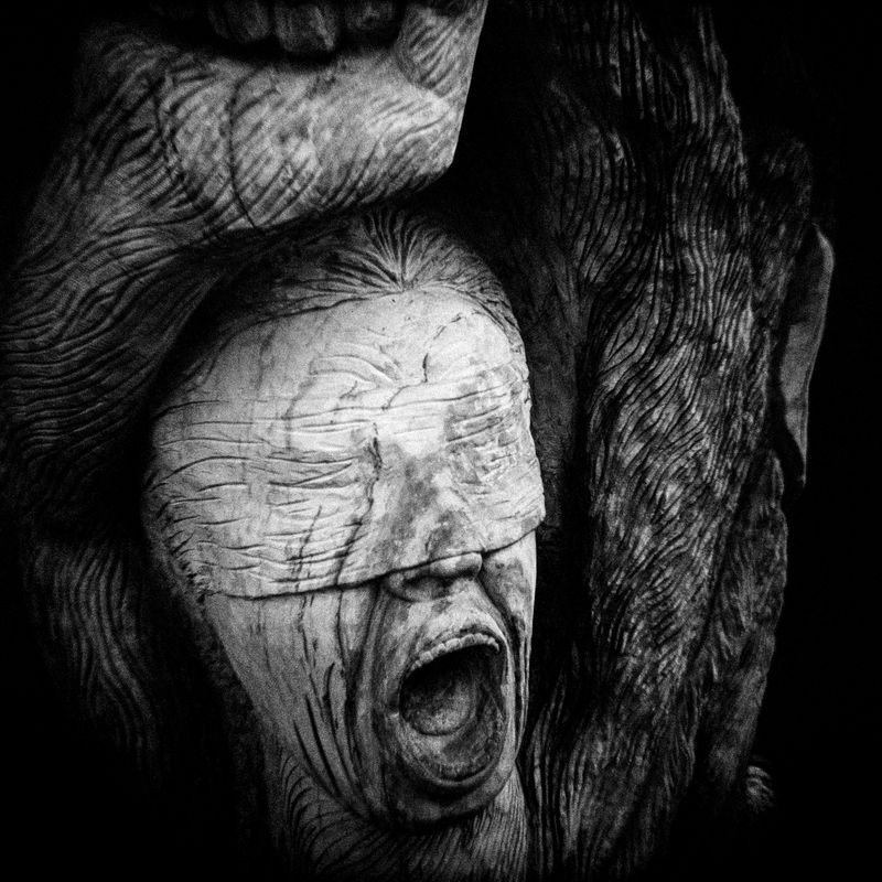 © Viviana Peretti - Image from the Under the veil photography project