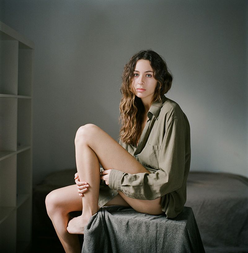 © Paola de Grenet - Image from the Barely Legal photography project