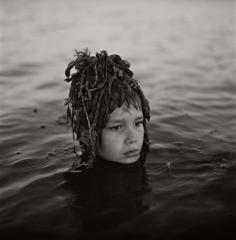 © Paola de Grenet - Image from the At  touching  distance photography project