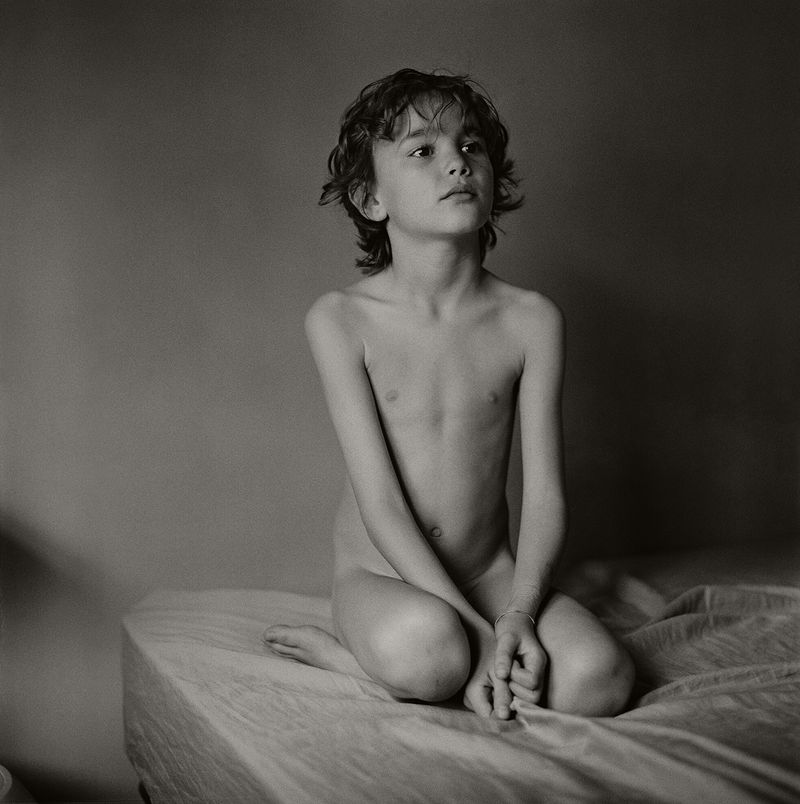 © Paola de Grenet - Image from the At  touching  distance photography project