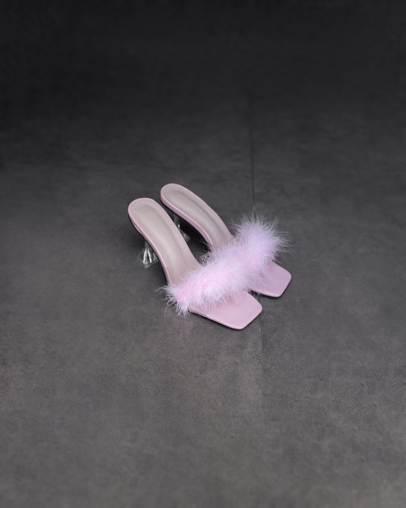 © Lina Czerny - Image from the I Am Not Like Me photography project