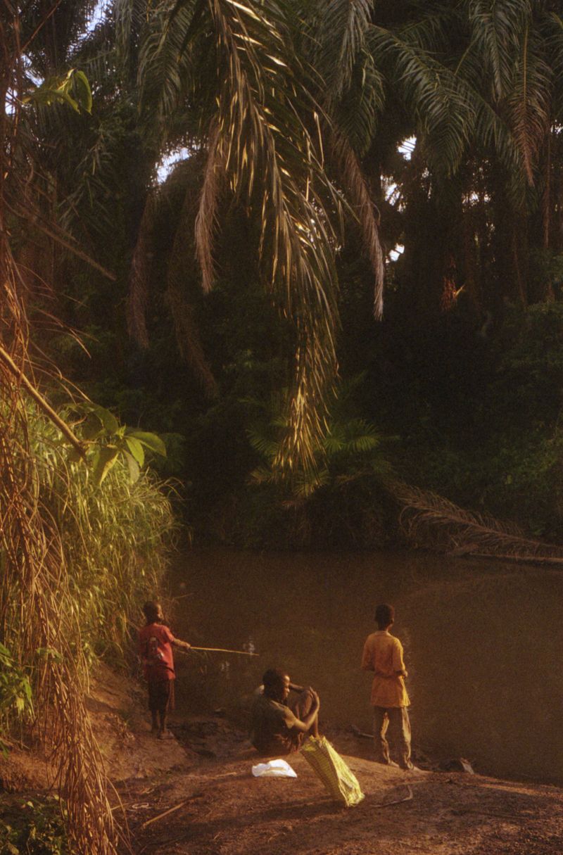 © Antonina Zharko - Image from the Lake Tanganyika: On the Edge of the Water photography project