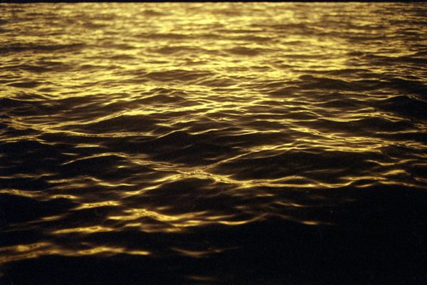 © Antonina Zharko - Image from the Lake Tanganyika: On the Edge of the Water photography project