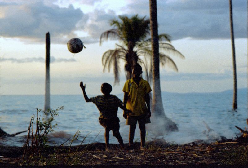 © Antonina Zharko - Image from the Lake Tanganyika: On the Edge of the Water photography project