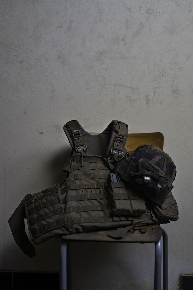 © Nicolas Marbeau - Image from the Waiting for war photography project