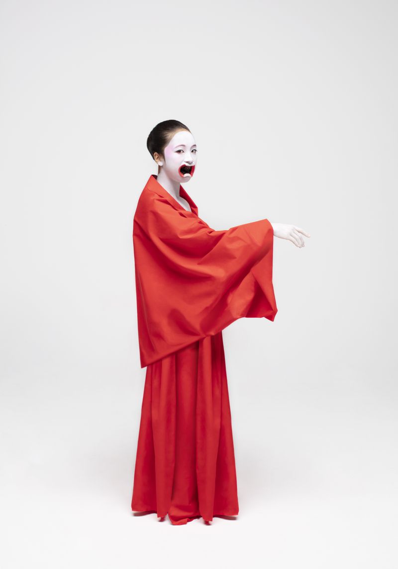 © maria carrasco - Image from the female psychology photography project