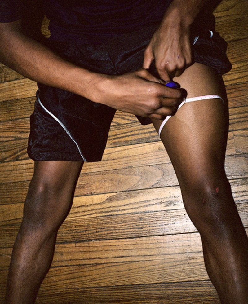 © Nathanael Turner - Daniel measuring his dominant leg