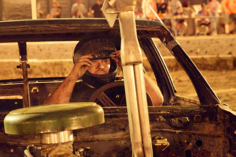 © Simon Burstall - Image from the GRANDSTAND photography project