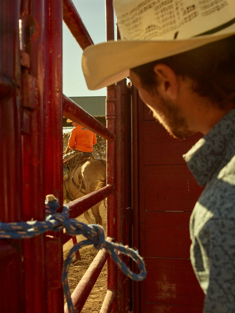 © Simon Burstall - Image from the GRANDSTAND photography project