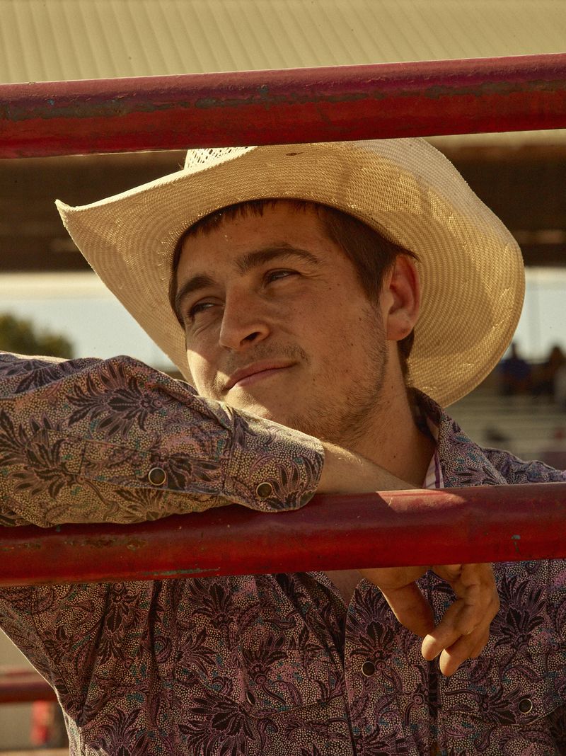 © Simon Burstall - Image from the GRANDSTAND photography project