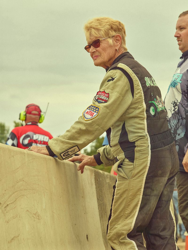 © Simon Burstall - Image from the GRANDSTAND photography project